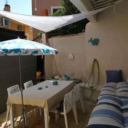 Maison De Village La Bastide Каркеран